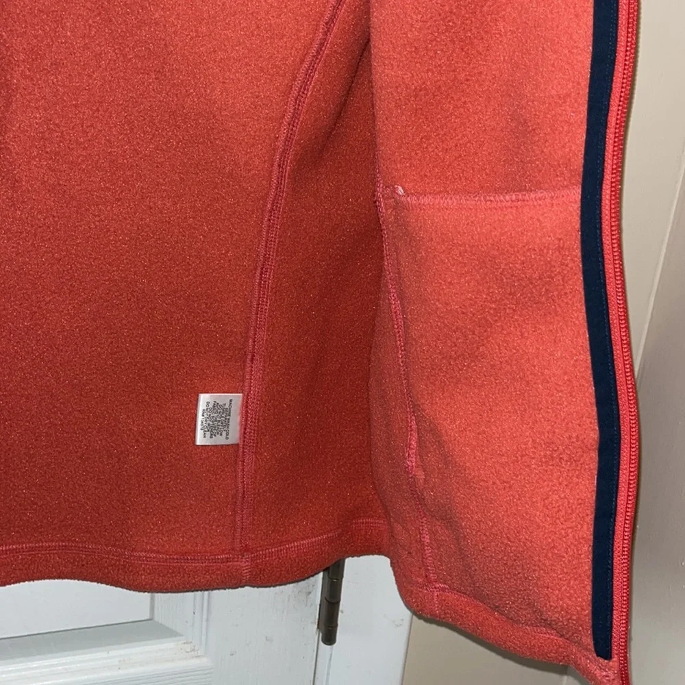 Vineyard Vines 🐳 Size XS! - Picture 8 of 9